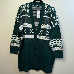 Torrid boyfriend V-neck cardigan. Botanical garden leopard print. Size 2X. NWT.